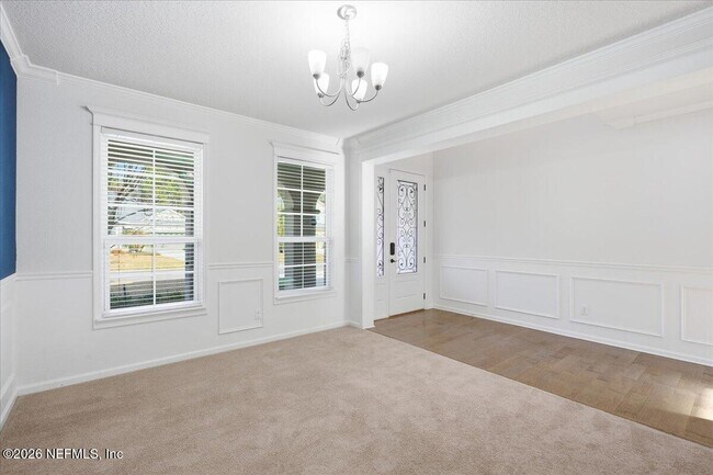 Building Photo - 102 Ann Scott Dr