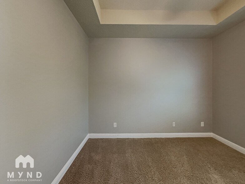 Building Photo - 5213 Eigel St