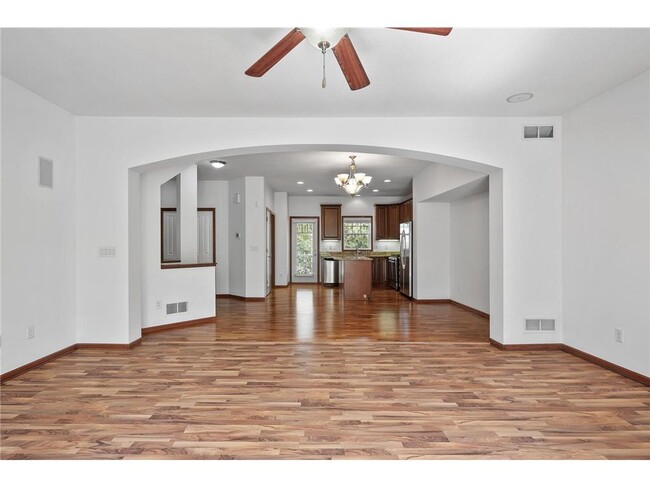Building Photo - 2102 Cedar Grove Trail