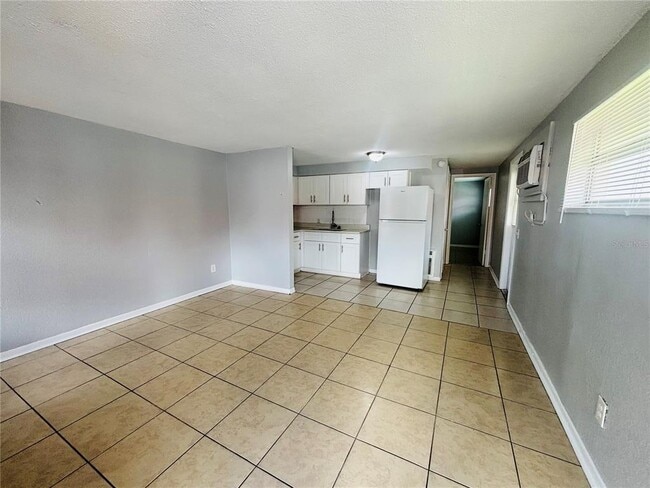 Building Photo - 1309 Morris Park