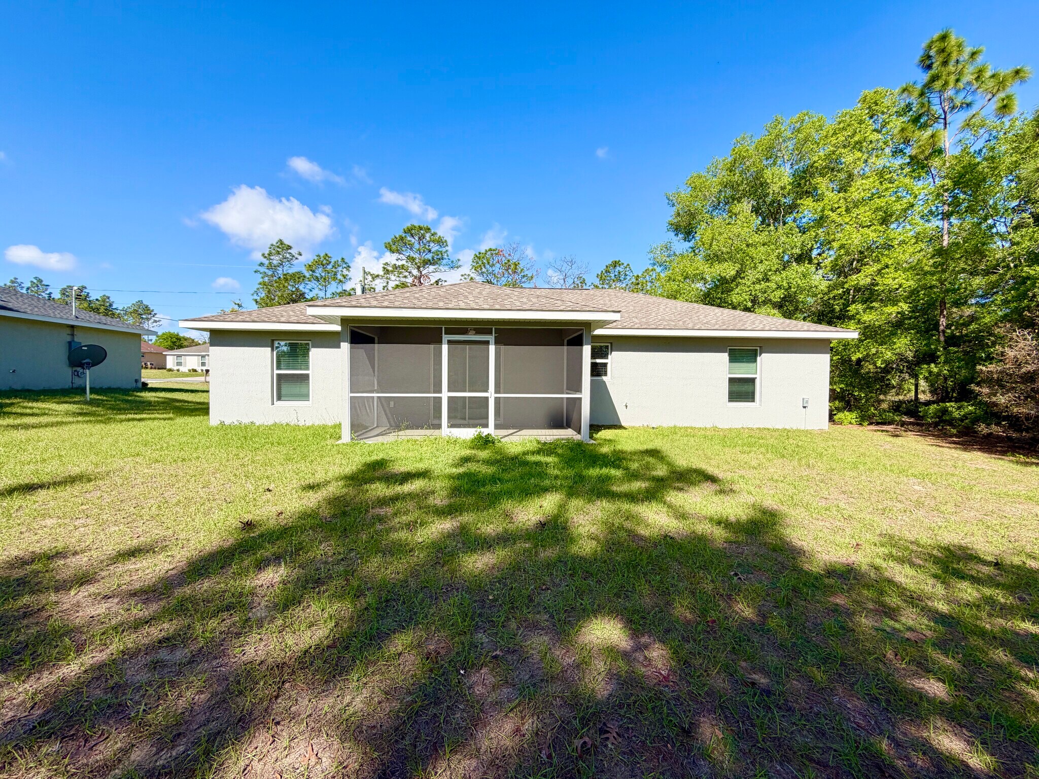 Building Photo - 210 Marion Oaks Ln