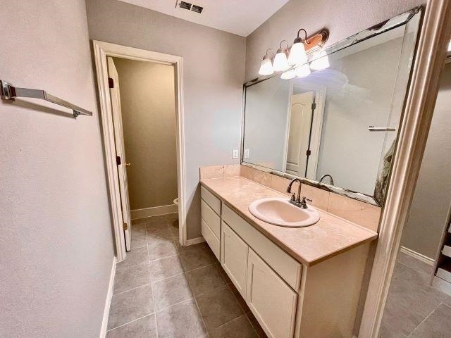 Building Photo - 3702 Sereno Dr