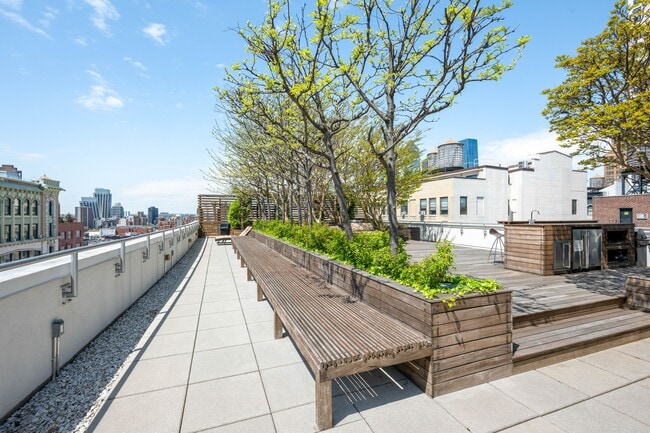 Building Photo - 133 W 22nd St