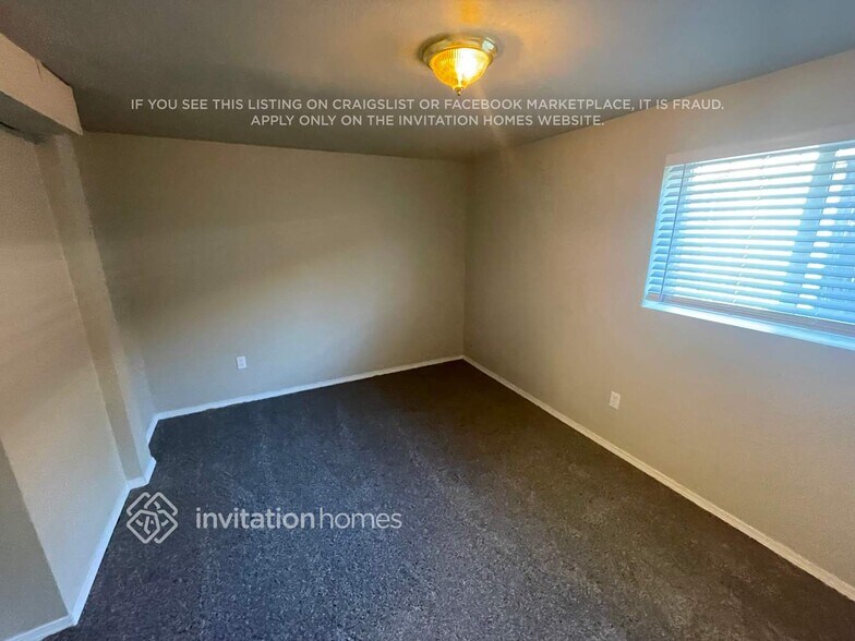 Building Photo - 5017 N Lexington St