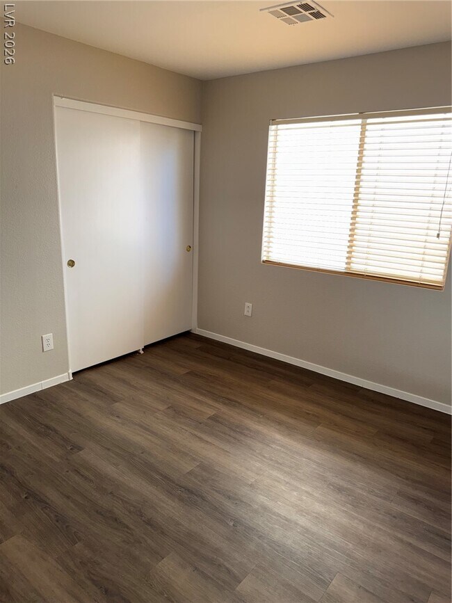 Building Photo - 8056 Sweet Clover Ct