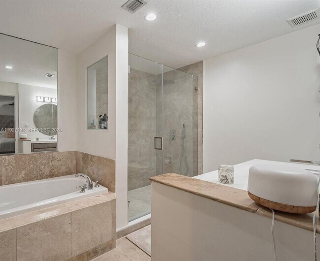 Building Photo - 550 NW 210th St