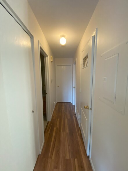 Hallway - 295 Woodridge Cir