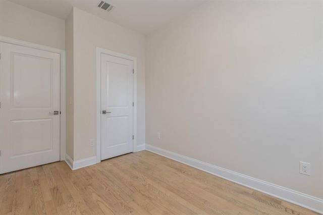 Building Photo - 84 Van Wagenen Ave