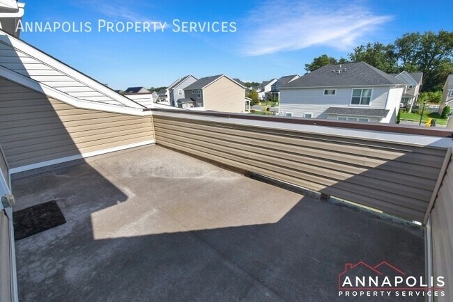 Building Photo - 8289 Meadowood Dr
