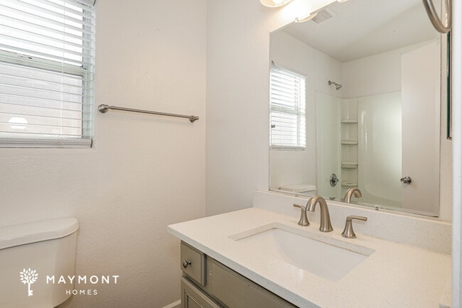 Building Photo - 14411 S 47th Pl