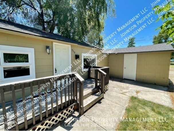 Building Photo - 713 S 4th Ave