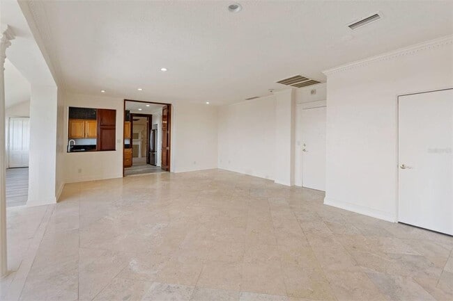 Building Photo - 2109 Bayshore Blvd