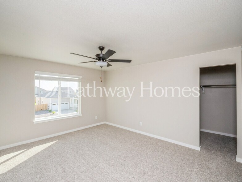 Building Photo - 9421 Yampa St