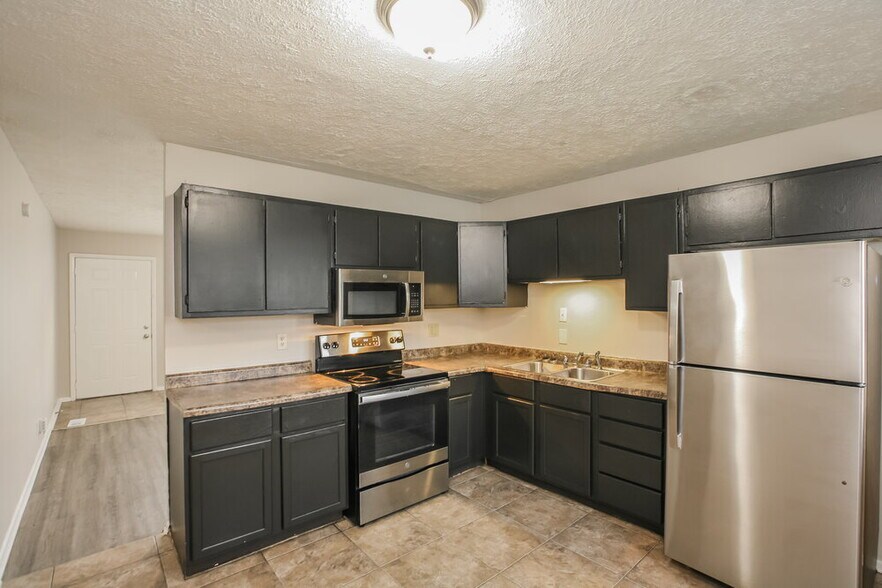 Building Photo - 8302 42nd St