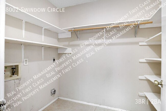 Building Photo - 8002 Swindow Cir