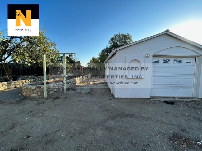 Building Photo - Corner Lot: 3-Bedroom, 1-Bath Home with Large Backyard – Recently Remodeled!