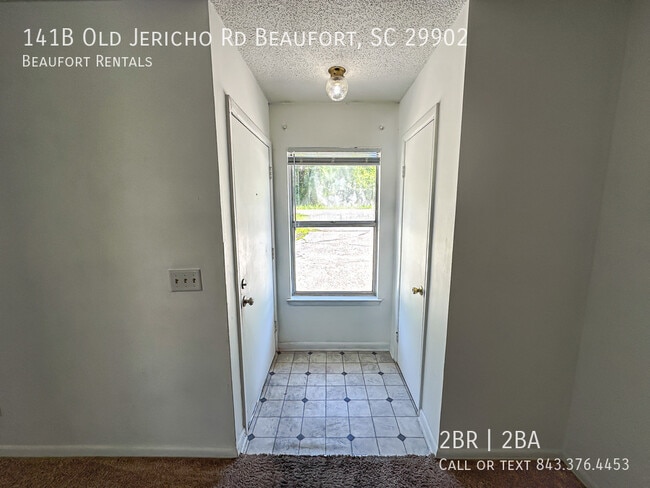 Building Photo - 141B Old Jericho Rd Beaufort, SC 29902-