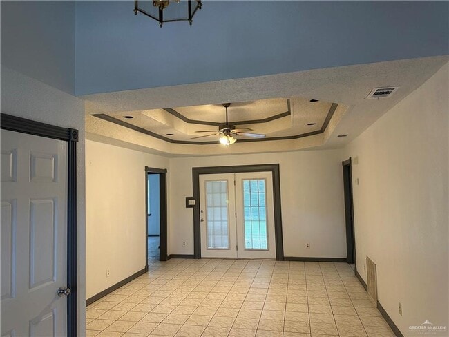 Building Photo - 4705 Savannah Dr