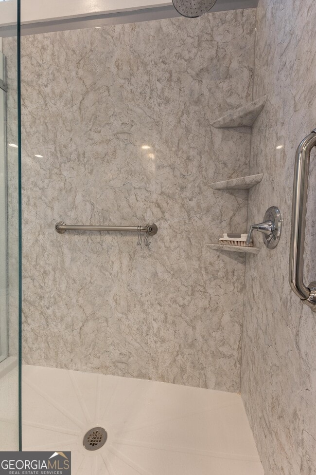 Building Photo - 100 Woodcrest Overlook