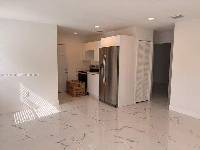 Building Photo - 2481 NW 154th St