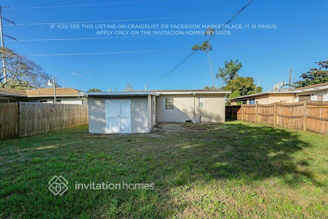 Building Photo - 2826 17Th Ave N