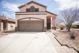 Building Photo - Open Concept 3 BDR Northeast Home!