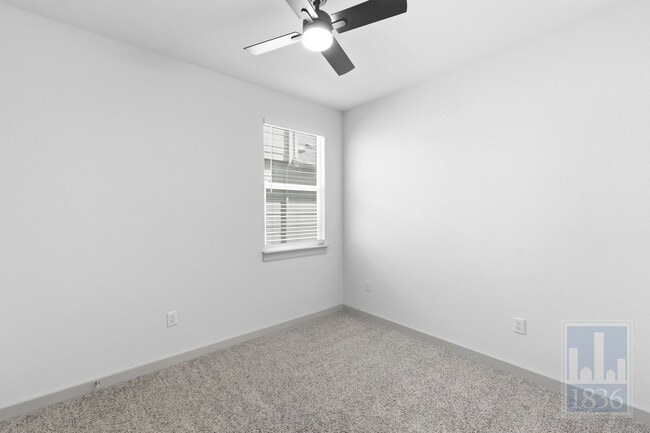 Building Photo - 8129 Linnie Ln