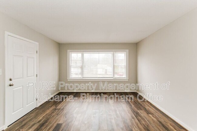 Building Photo - 6121 Court M