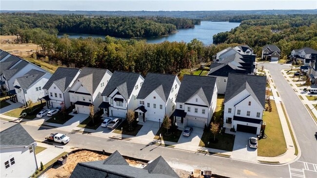 Building Photo - 1042 Winding Br Dr