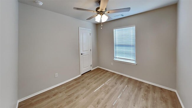 Building Photo - 12700 Elba Dr