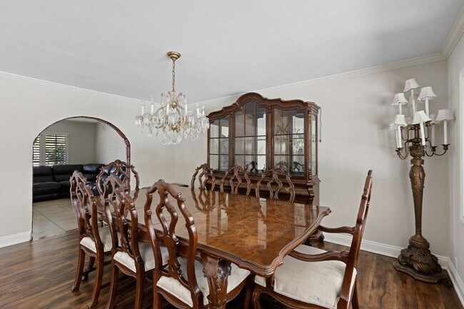 Building Photo - Welcome to this Beautiful Ranch-Style Home...