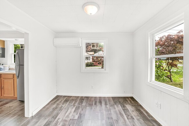 Building Photo - Coming Soon! Charming Cape Cod Near Coloni...