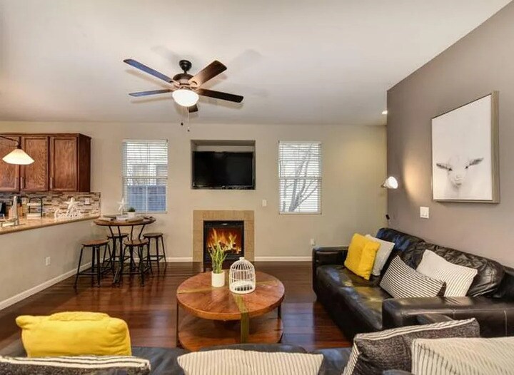 Building Photo - 205 Dragonfly Cir