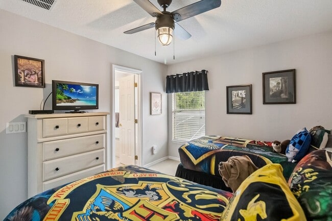 Building Photo - 163 Tigerlily Ct