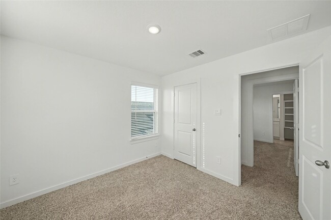 Building Photo - 4307 Camden Lakes St