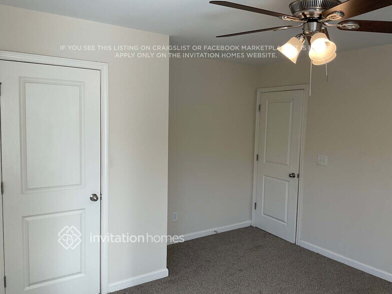 Building Photo - 319 Village Broad St