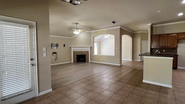 Building Photo - 5823 Sunny Meadow Ln