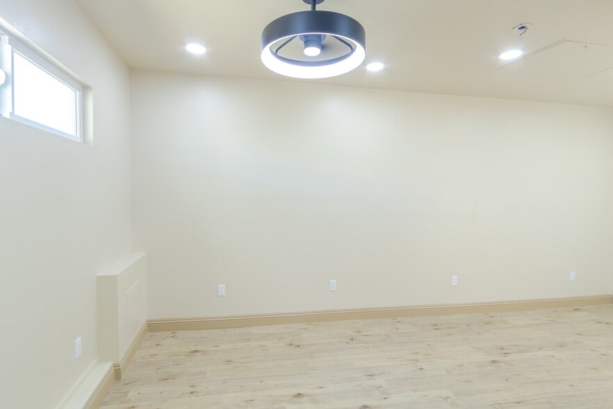 Building Photo - 1174 Sea Strand Ln