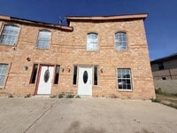 Building Photo - 312 Begona Ct