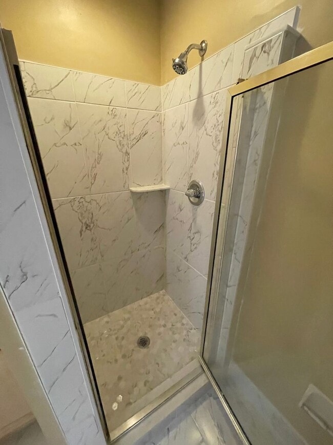 Building Photo - Grand Cordova home for rent near Shelby Farms