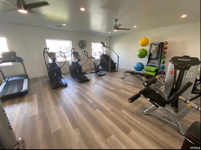 Building Photo - 523 N 310 W