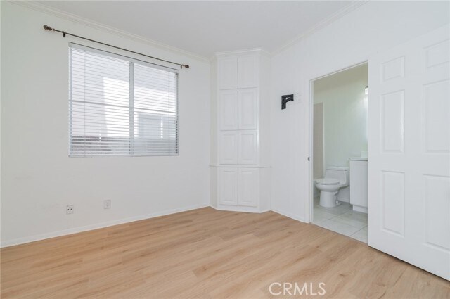 Building Photo - 22661 White Oaks