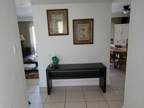 Building Photo - 681 Olde Camelot Cir