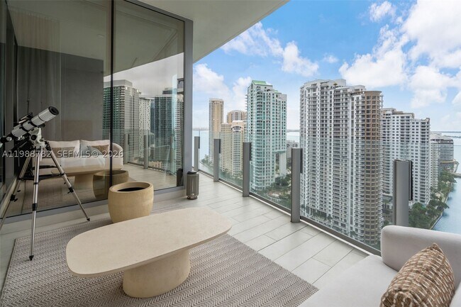Building Photo - 300 Biscayne Blvd