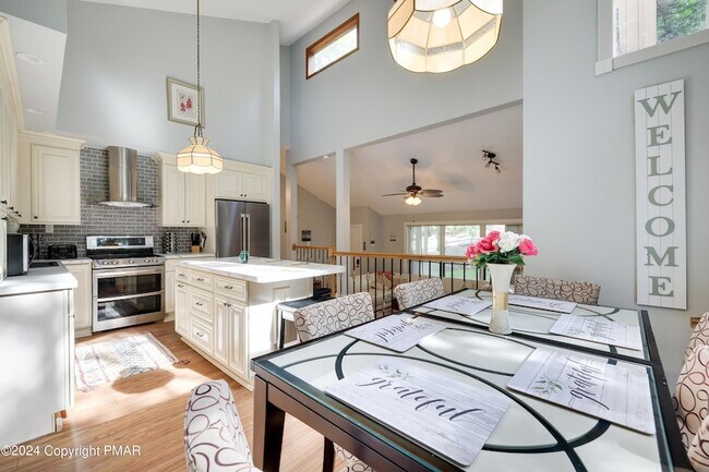 Building Photo - 2933 Melody Ln