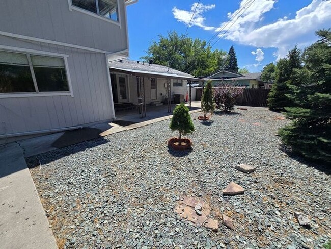 Building Photo - Bright and Spacious Northwest Reno Home wi...