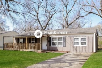 Building Photo - 4 Bedroom Pet-Friendly Home in INDEPENDENCE, MO with Main Street Renewal