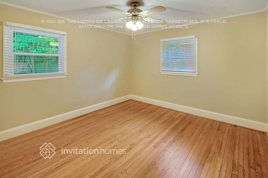 Building Photo - 2312 Markham Ct