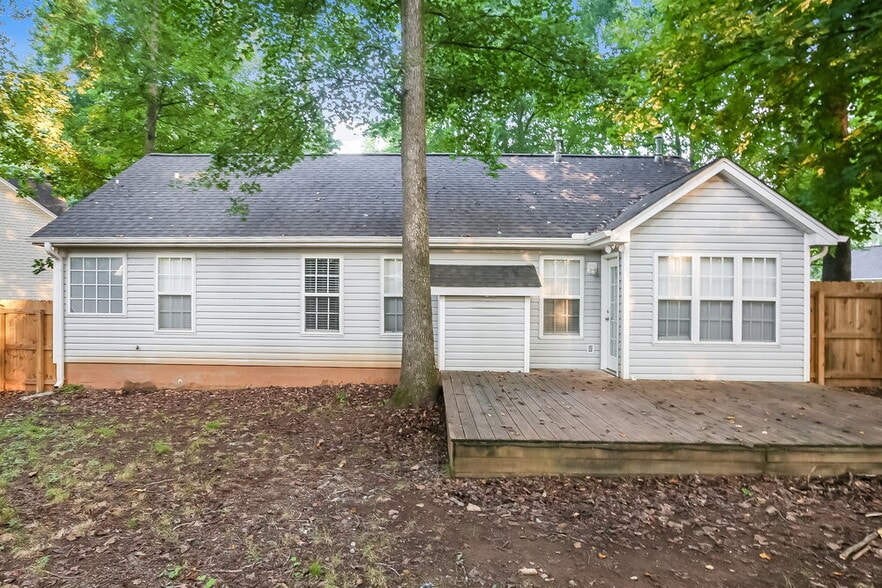 Building Photo - 4006 Craven Hill Dr