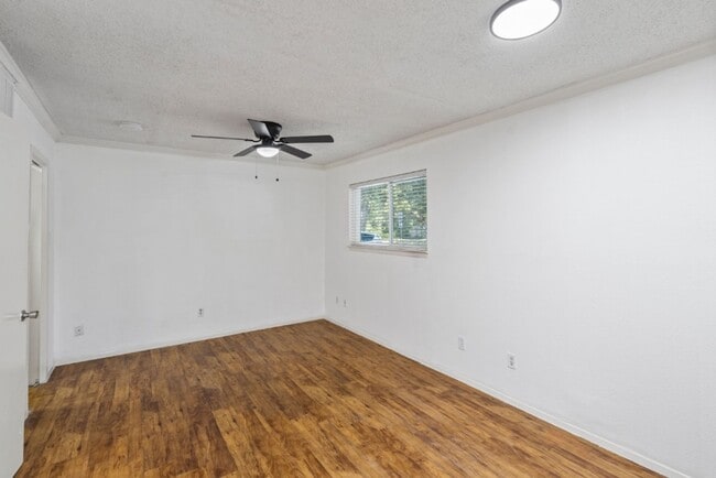 Building Photo - 4105 Speedway Unit 101, Austin, TX 78751